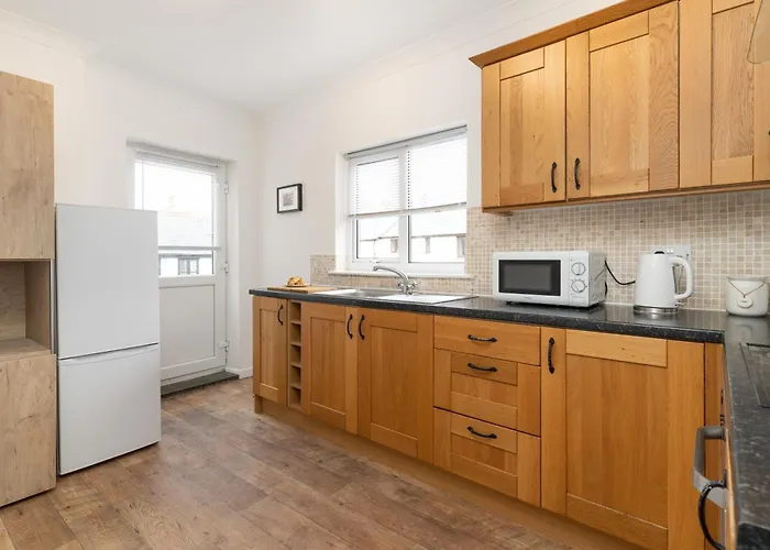 Bright~ Town Center~ 2 Bed~Penzance