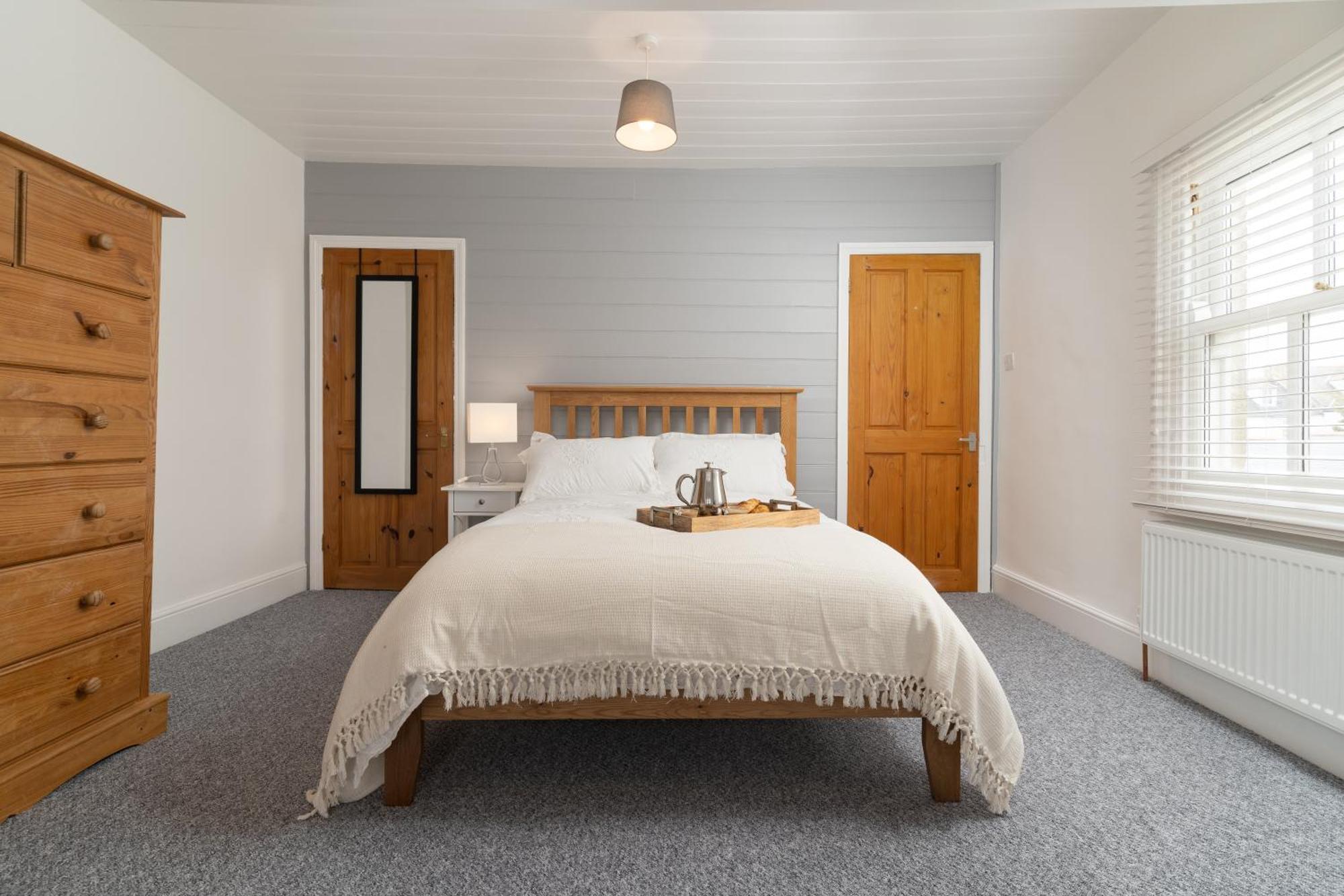 Bright~ Town Center~ 2 Bed~penzance